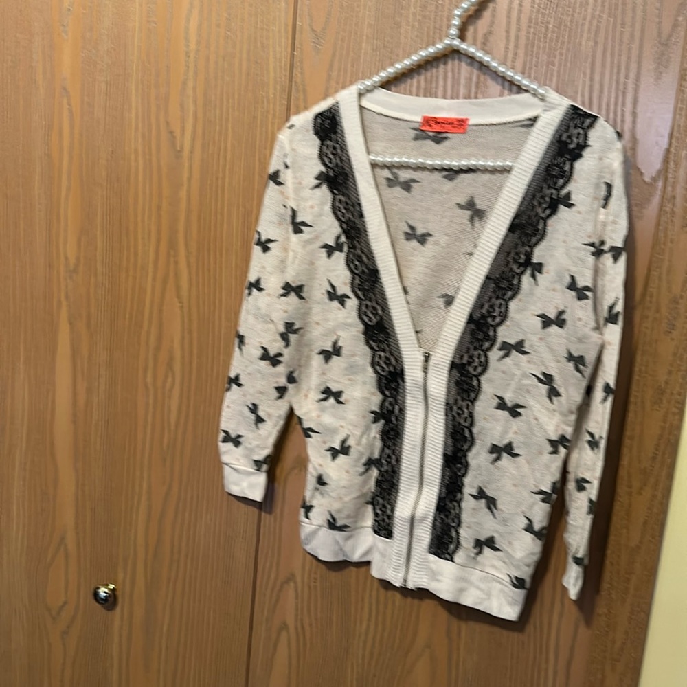Classy bow style sweater